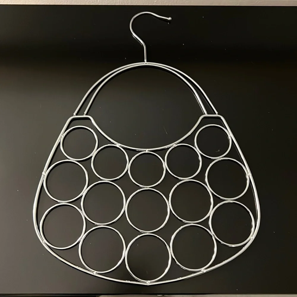 Scarf Hanger